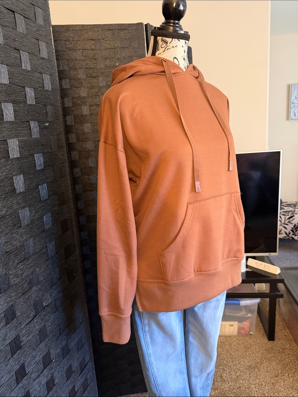 Cozy Brown Hoodie with Kangaroo Pocket